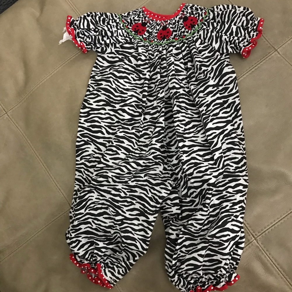 Bubble ladybug never worn 12m